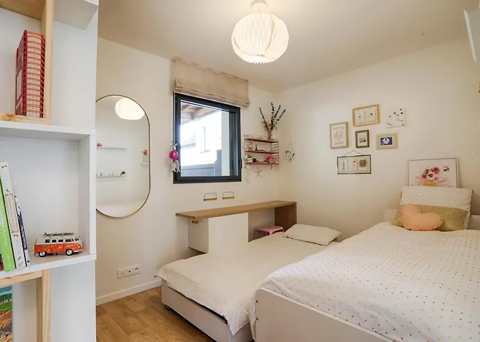 Maison Neuve & Lumineuse Avec Jacuzzi Privatif