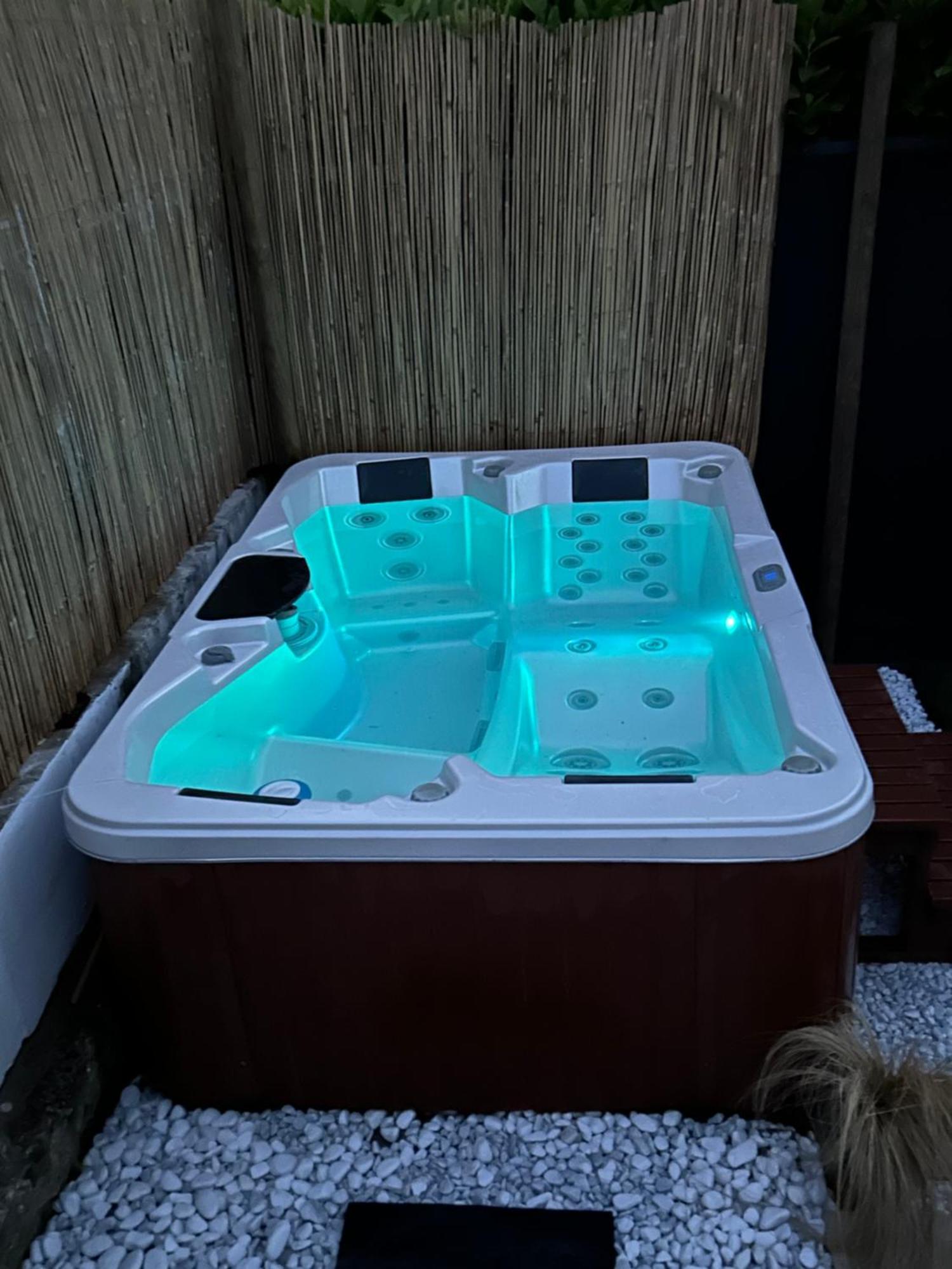 Maison Neuve & Lumineuse Avec Jacuzzi Privatif Ploemeur